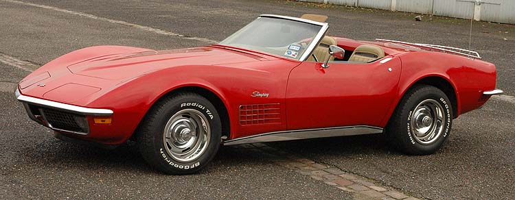 VERY nice Corvette Convertible 1970